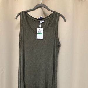 Army green slinky tank